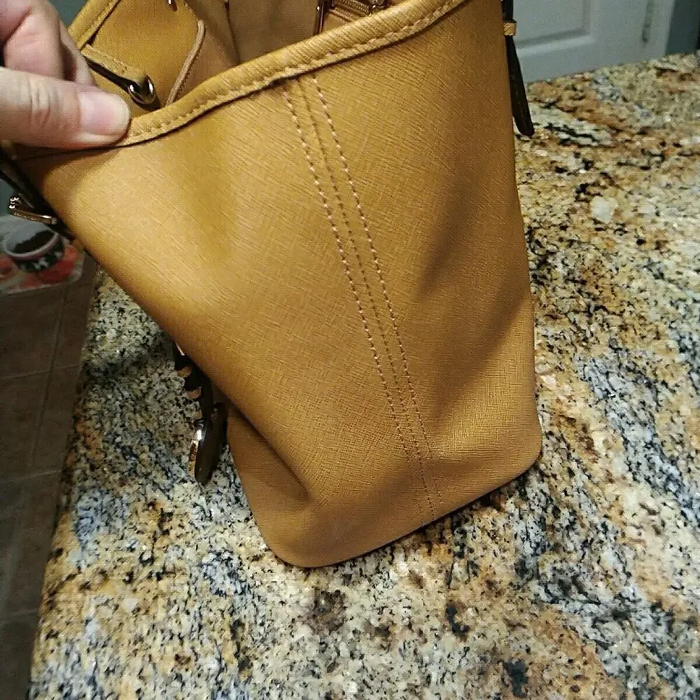 Michael Kors Tan Leather Handbag Large Tote Shopper Bag EUC